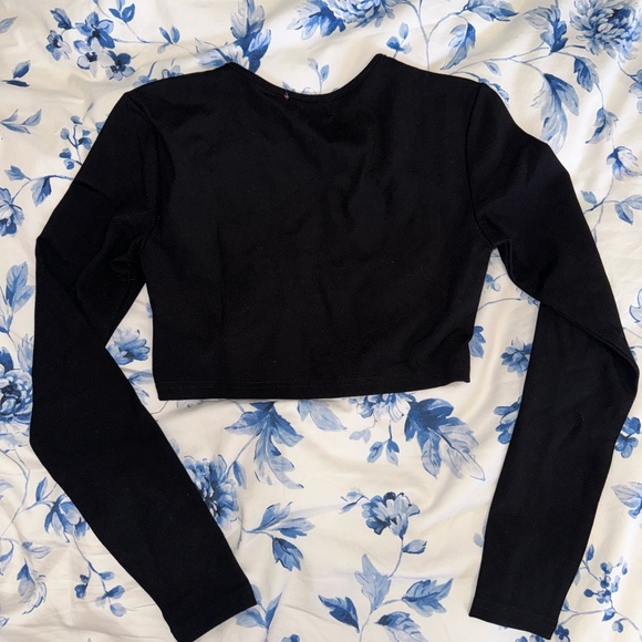 Edikted Patricia Open-Ring Top Long Sleeve Top S NWOT - Picture 4 of 5